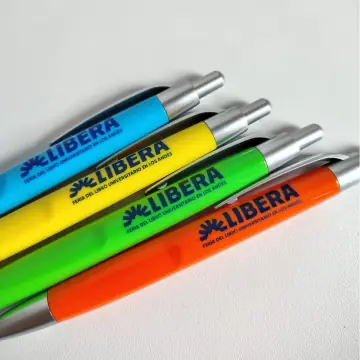 Bolígrafos de colores marcados con tampografía
